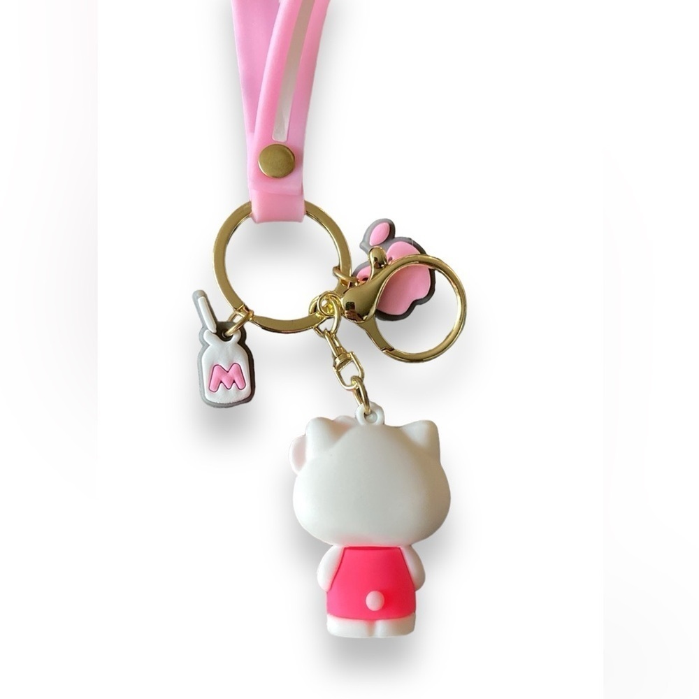 Hello Kitty Keychain 💕 - Picture 3 of 3